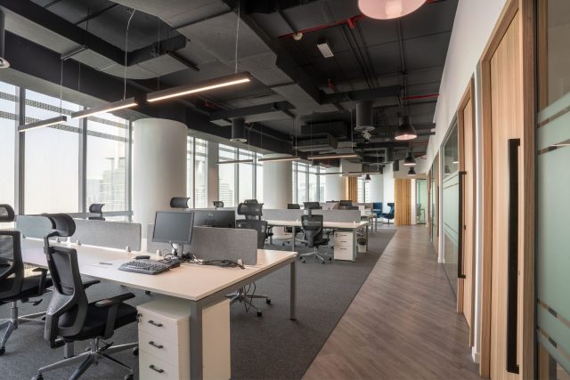 Top office interior fit out companies in dubai